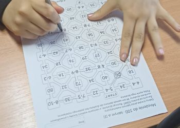 Powiększ zdjęcie: labirynt matematyczny