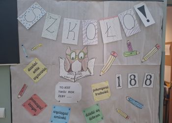 Powiększ zdjęcie: gazetka szkolna