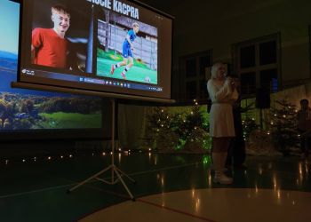 Powiększ zdjęcie: prezentacja multimedialna