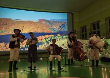 Powiększ zdjęcie: kapela góralska